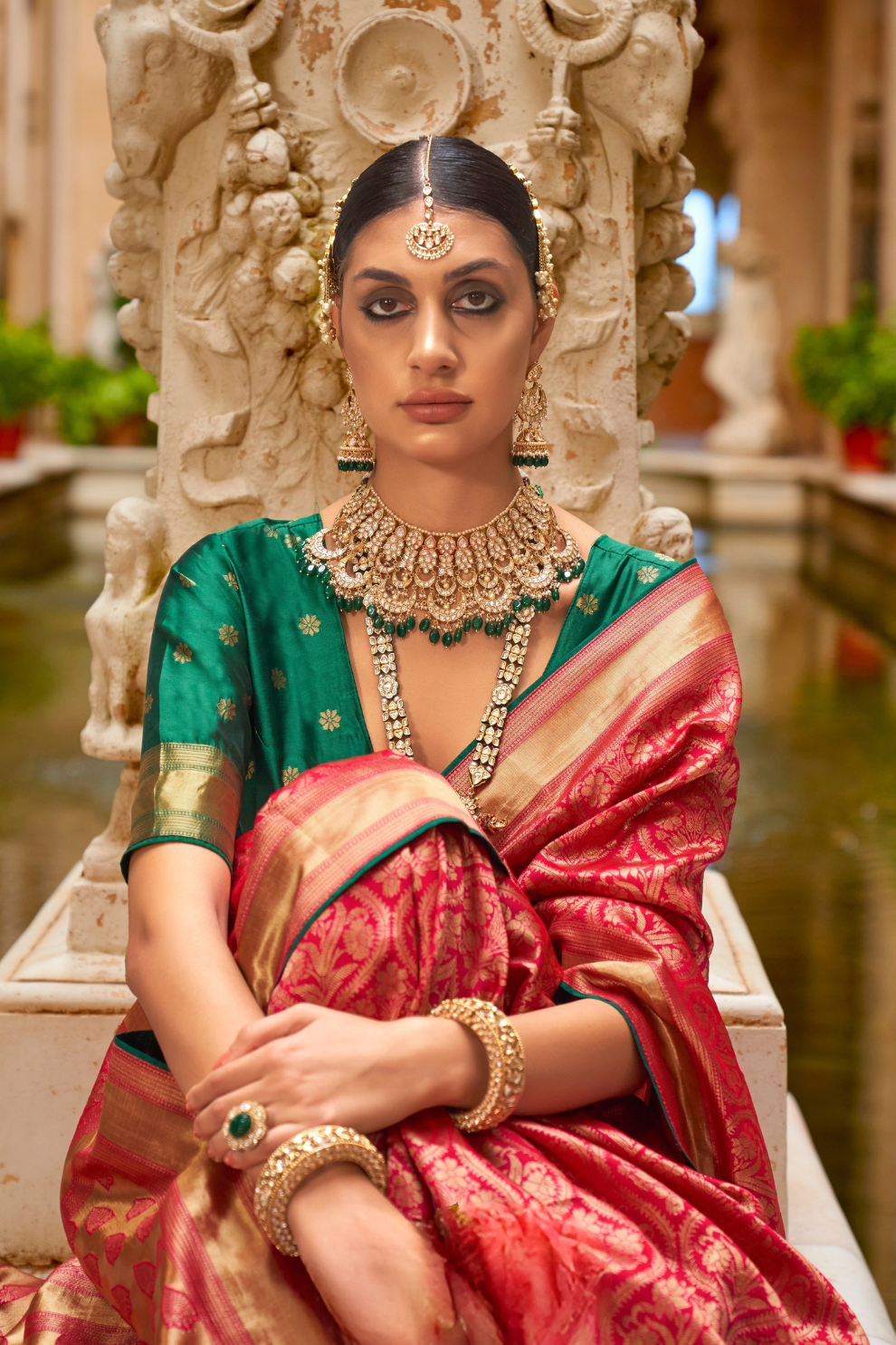 Royal Banarasi Silk Saree with Timeless Jacquard Weaves