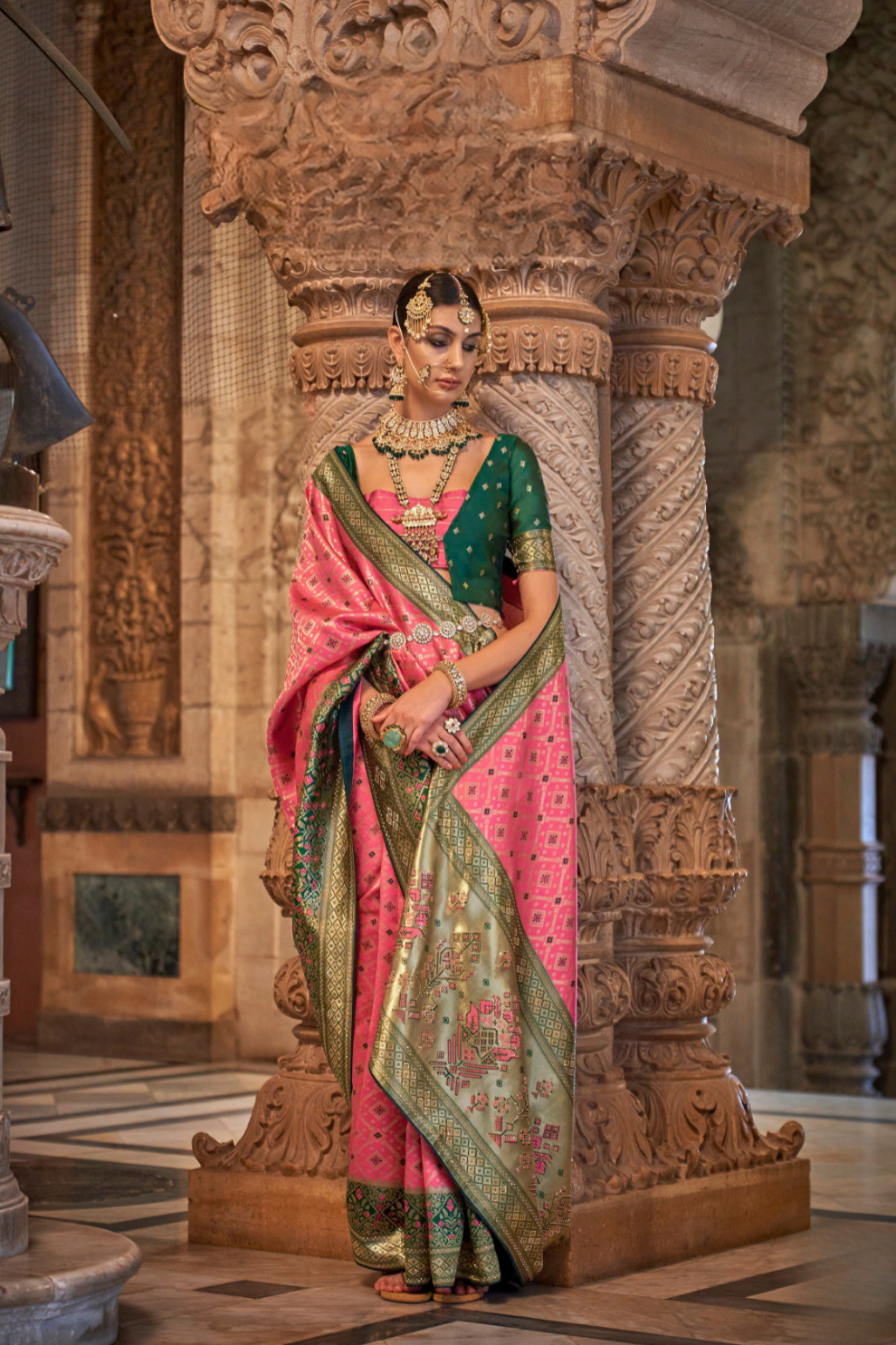 Elegant Banarasi Silk Saree with Striking Contrast Border