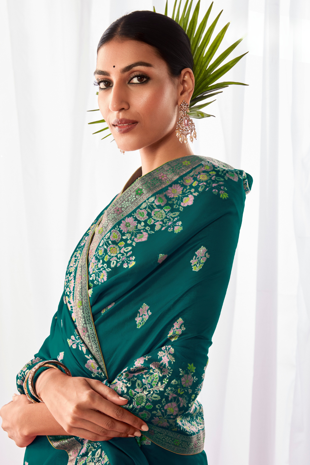 Pure Viscose Dola Silk Saree with Subtle Elegant Finish