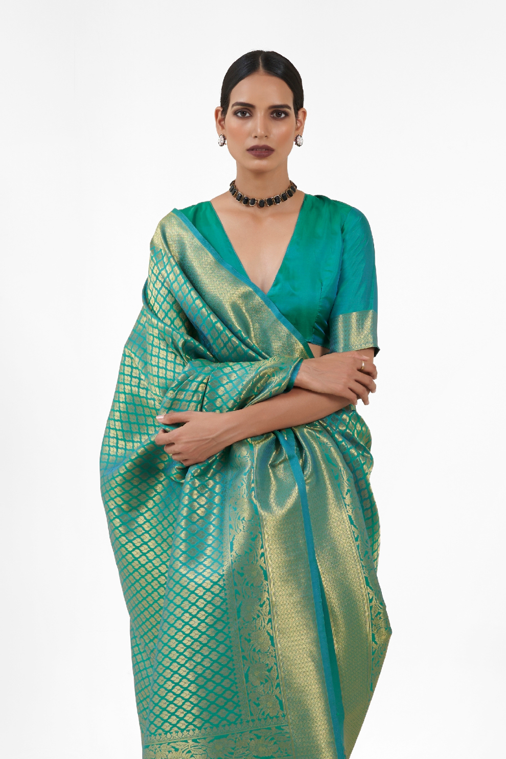 Handloom Woven Kanjivaram Silk Saree with Rich Traditional Design