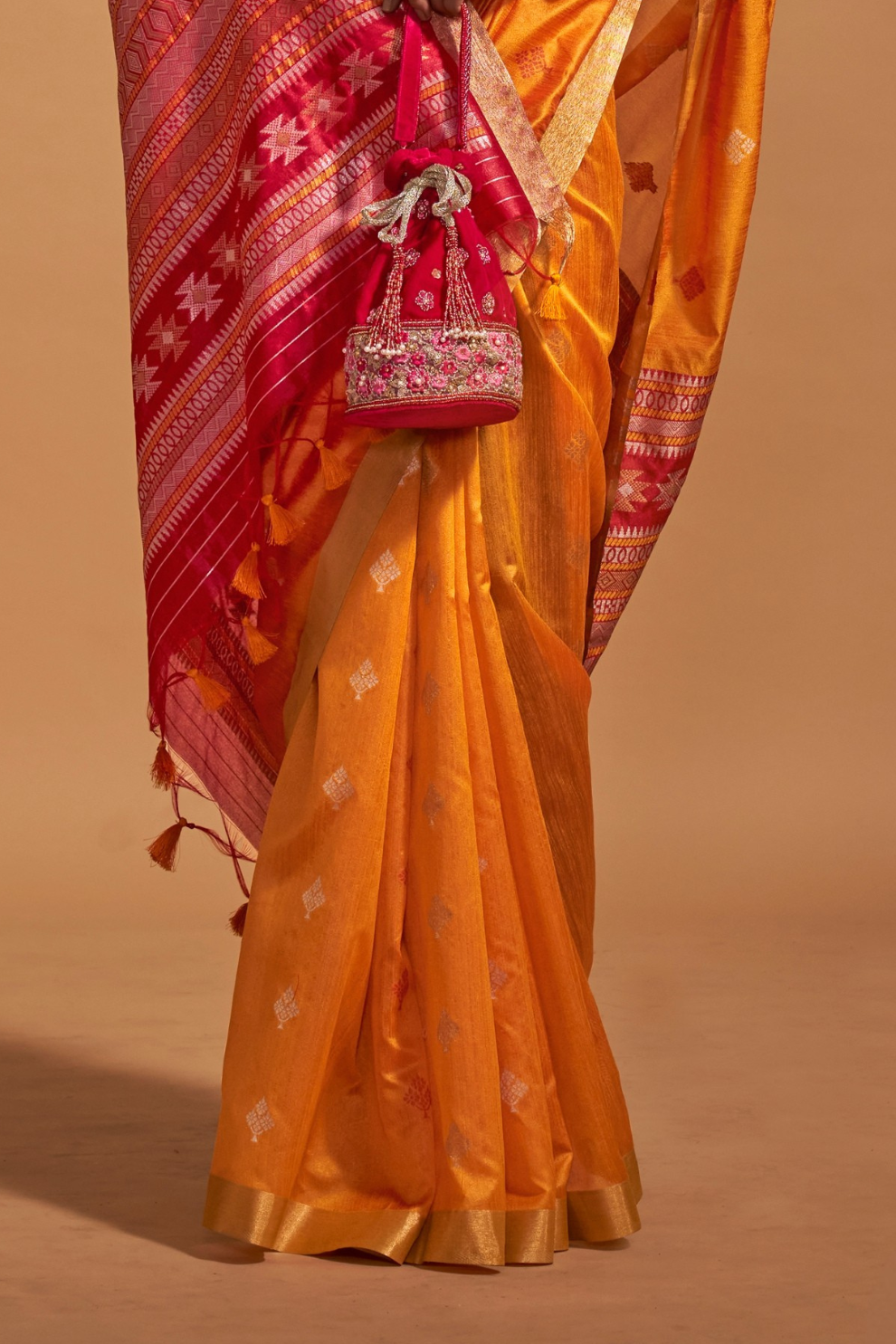 Handloom Weaving Silk Saree with Elegant Designer Finish