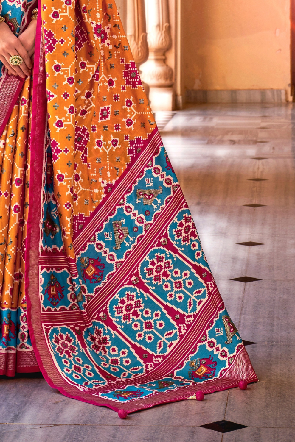 Graceful Art Silk Party Saree with Subtle Shine