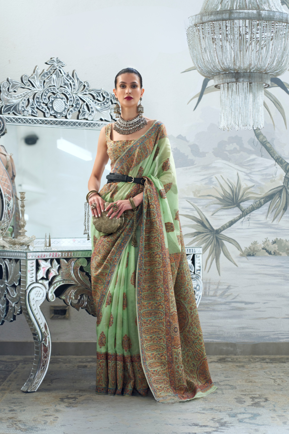 Heavy Modal Saree with Kashmiri Handloom Weaving Elegance
