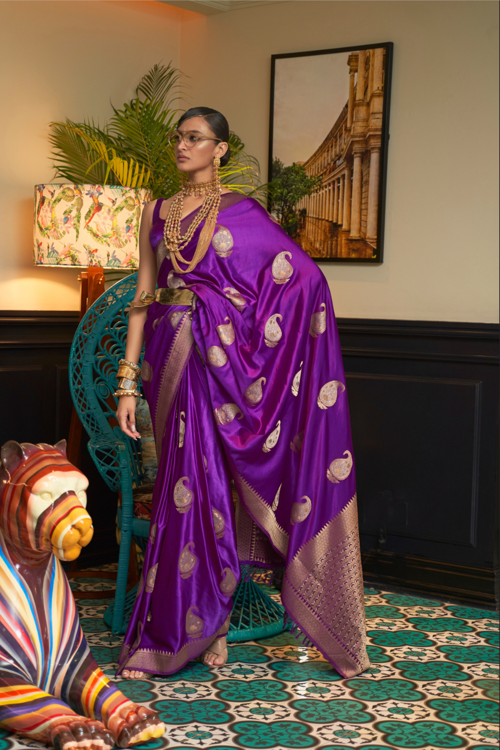 Glossy Nylon Weaving Silk Saree for Festive & Formal Elegance