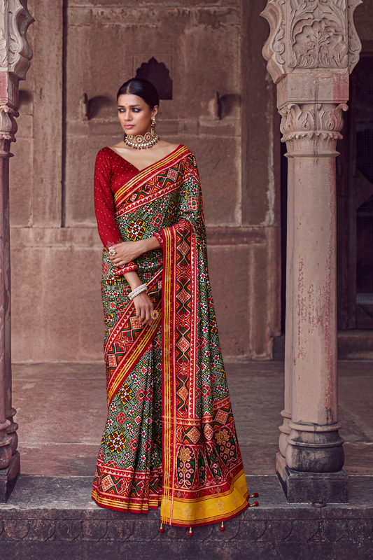 Dola Silk Saree with Ethnic Traditional Patola Print Design