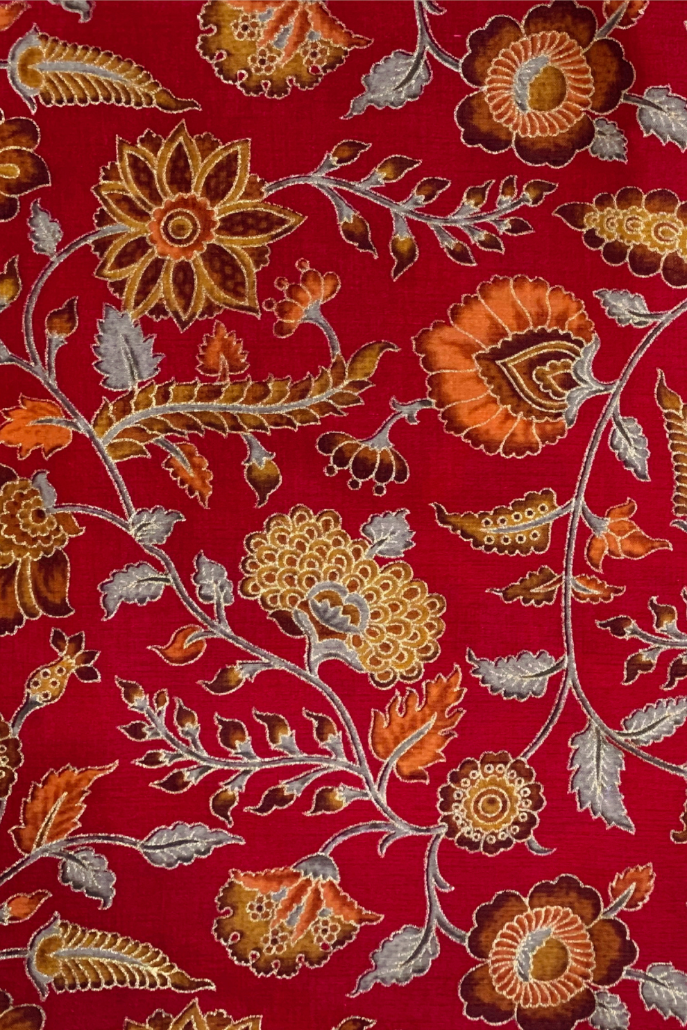 Handcrafted Patola Silk Saree with Traditional Design Motifs