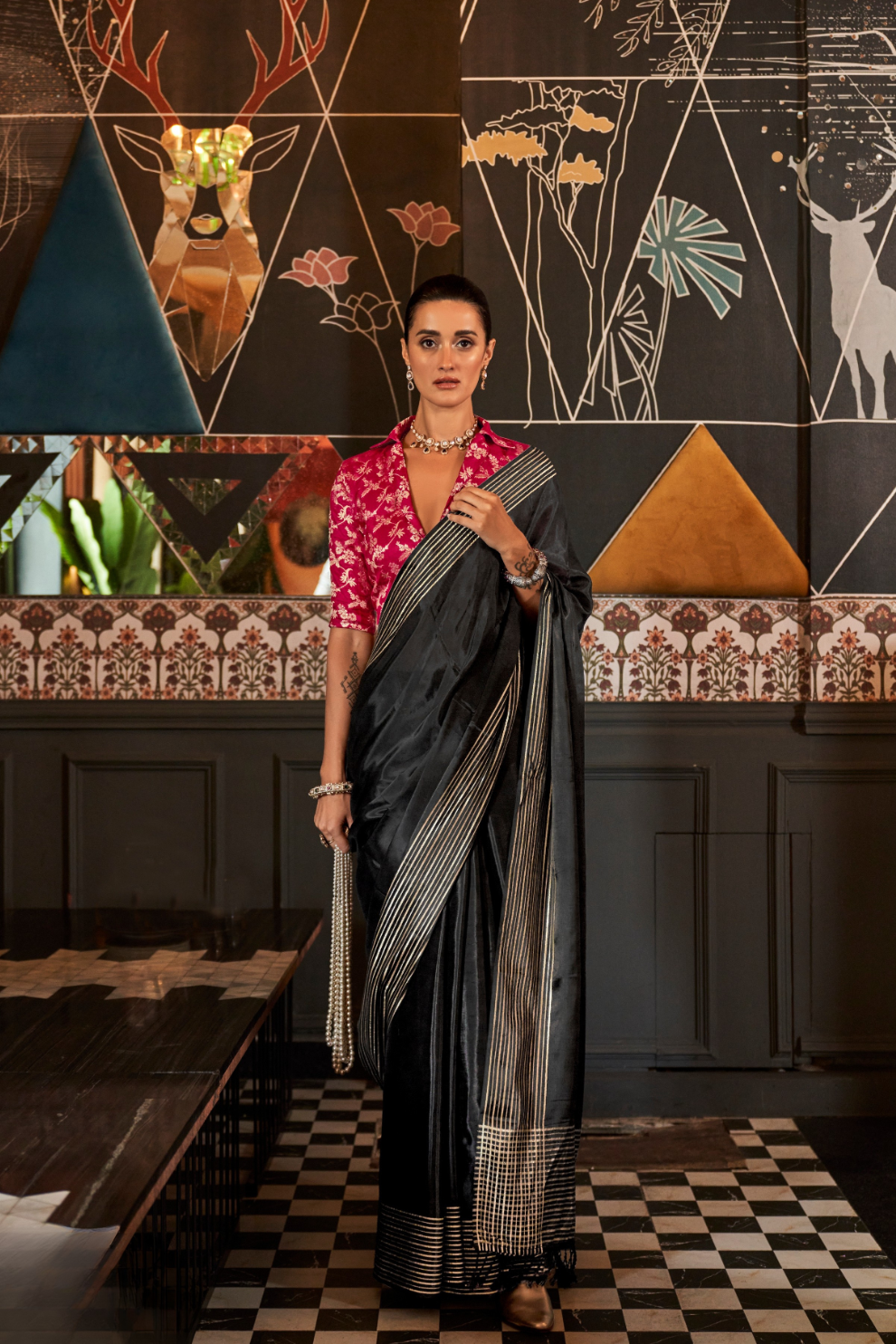 Pure Viscose Handloom Saree with Contrast Heavy Blouse