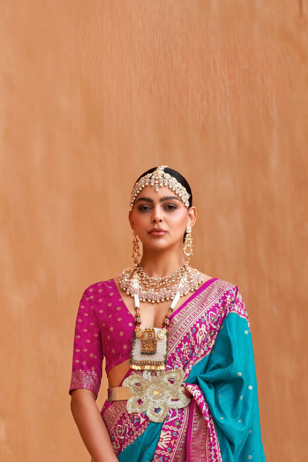 Elegant Zari Patola Saree with Polka Dot Woven Design