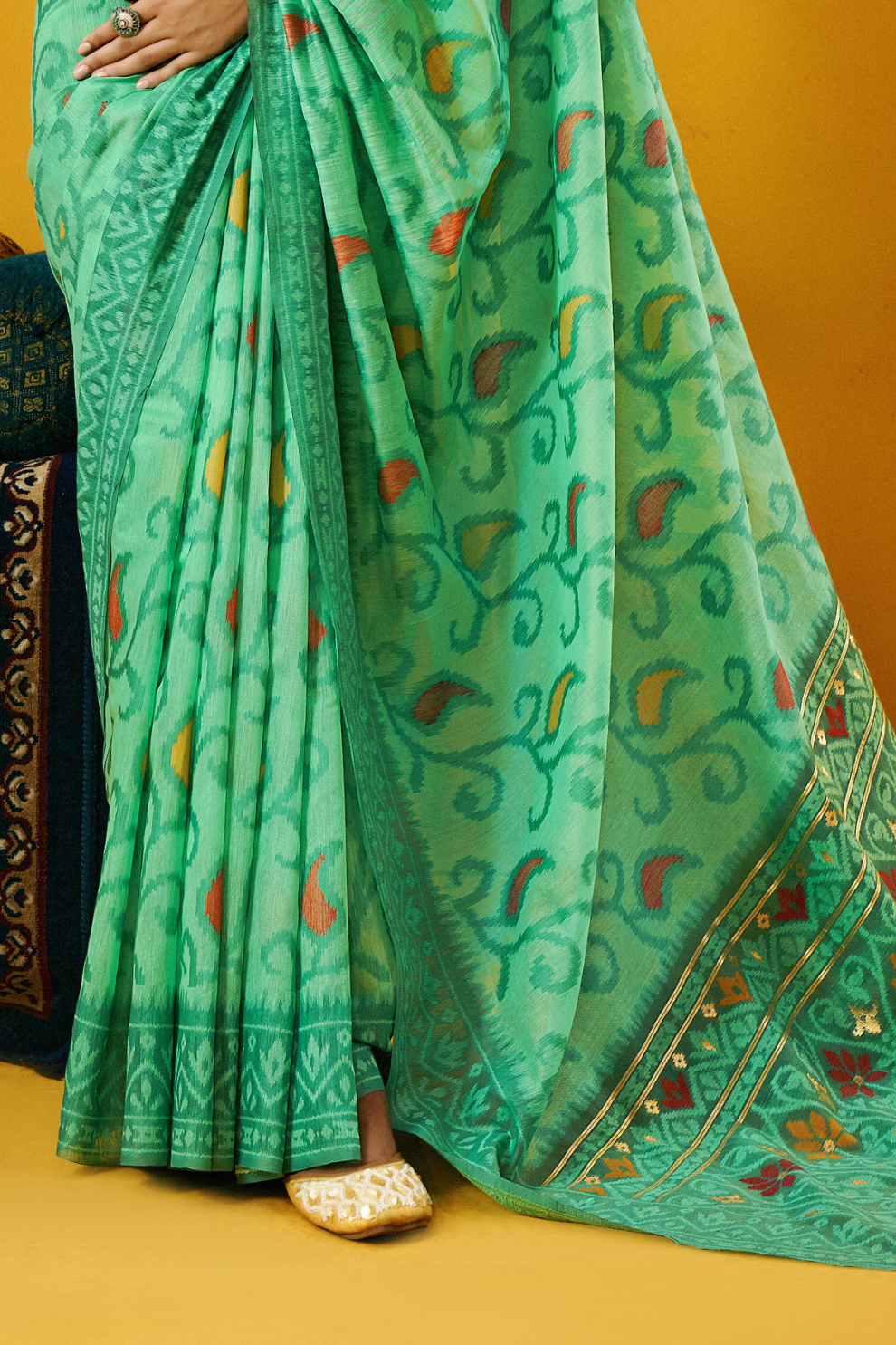 Grace Woven in the Threads of Spun Handwoven Jamdani Elegance