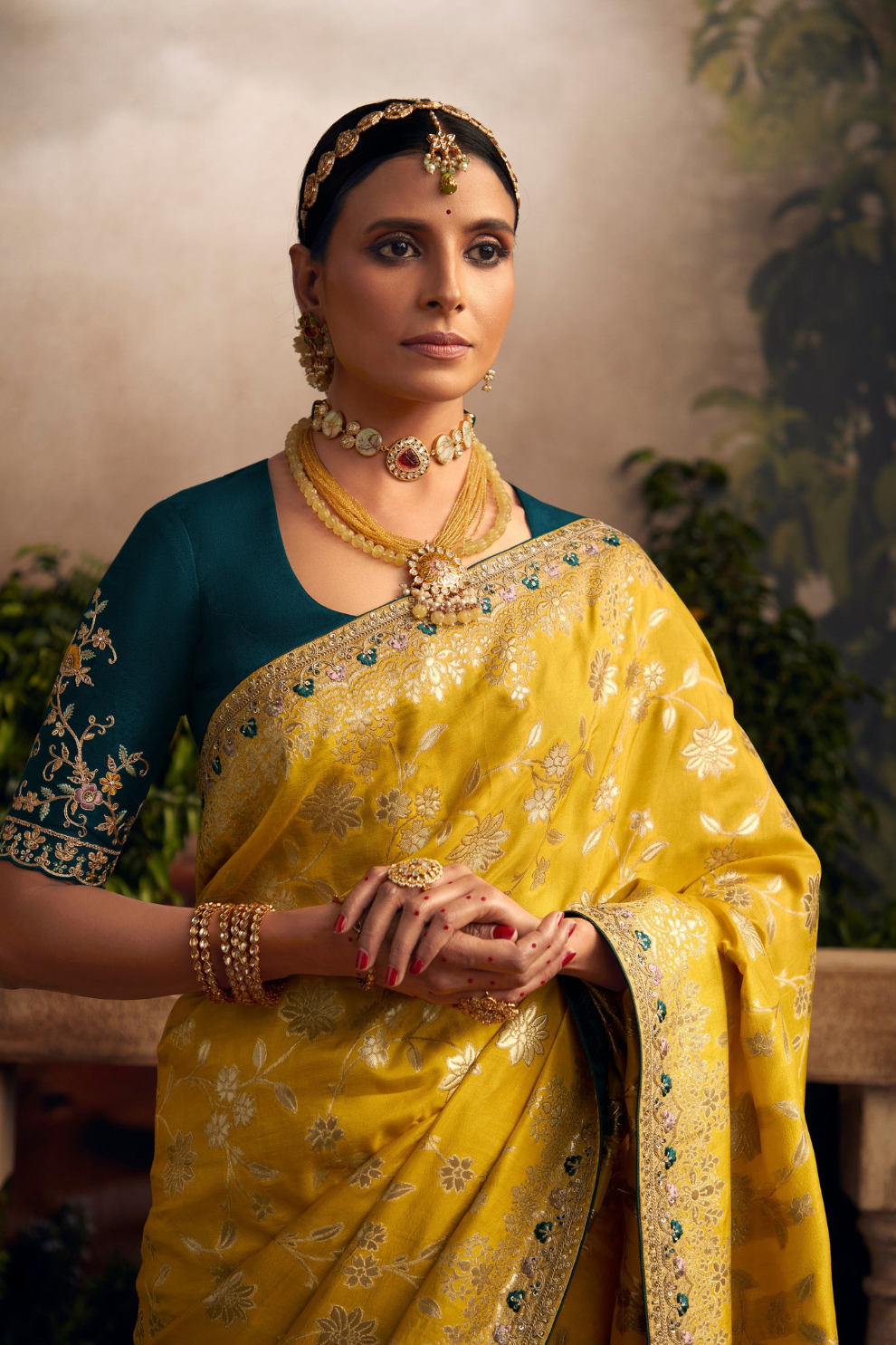 Draped in Elegance Gorgeous Viscose Dolla Silk Saree