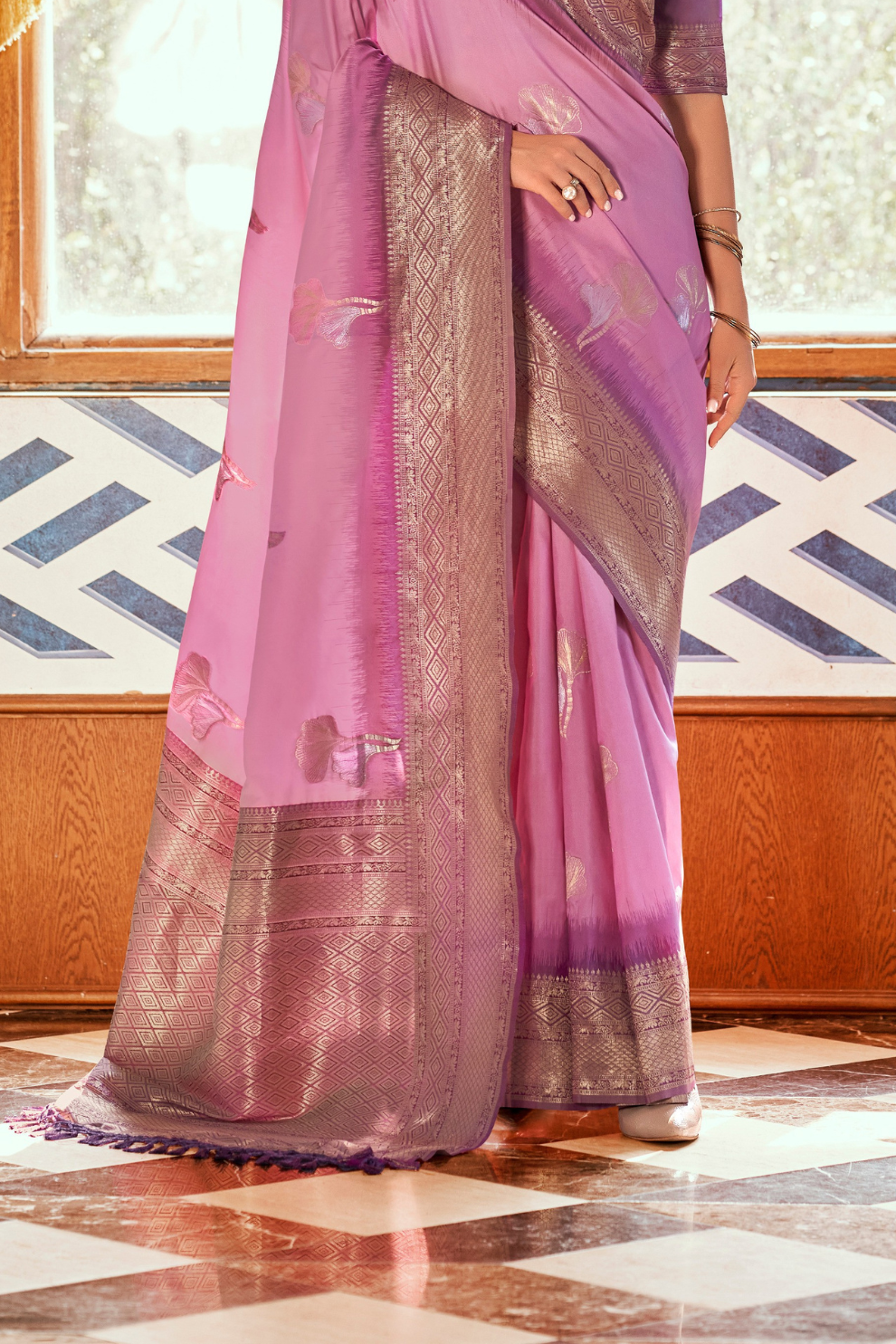 Pure Weaving Silk with Zari Woven Butta & Contrast - LaVante Fashion