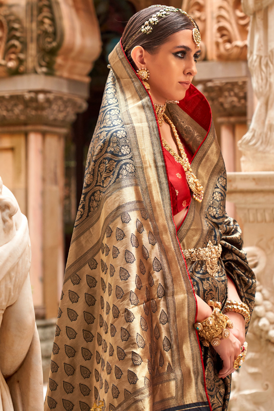 Royal Banarasi Silk Saree with Timeless Jacquard Weaves
