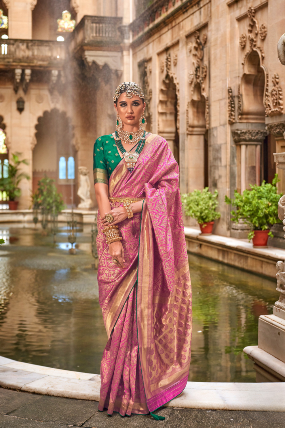 Royal Banarasi Silk Saree with Timeless Jacquard Weaves