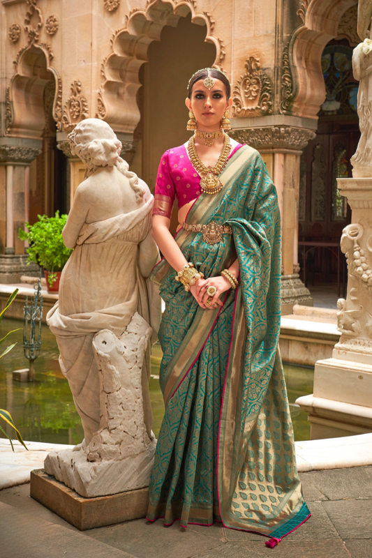 Royal Banarasi Silk Saree with Timeless Jacquard Weaves