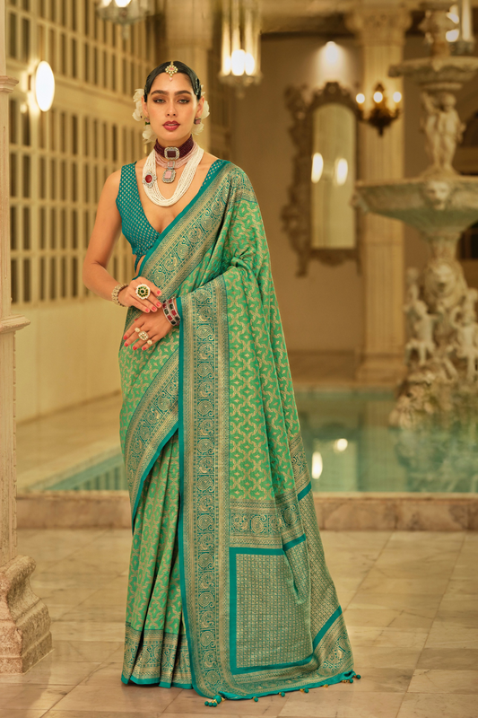 Soft Finish Banarasi Silk Saree with Kanchipuram Weave Design