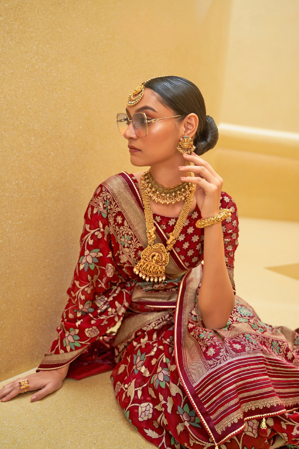 Banarasi Organza Bagh Floral Embellished Designer Saree