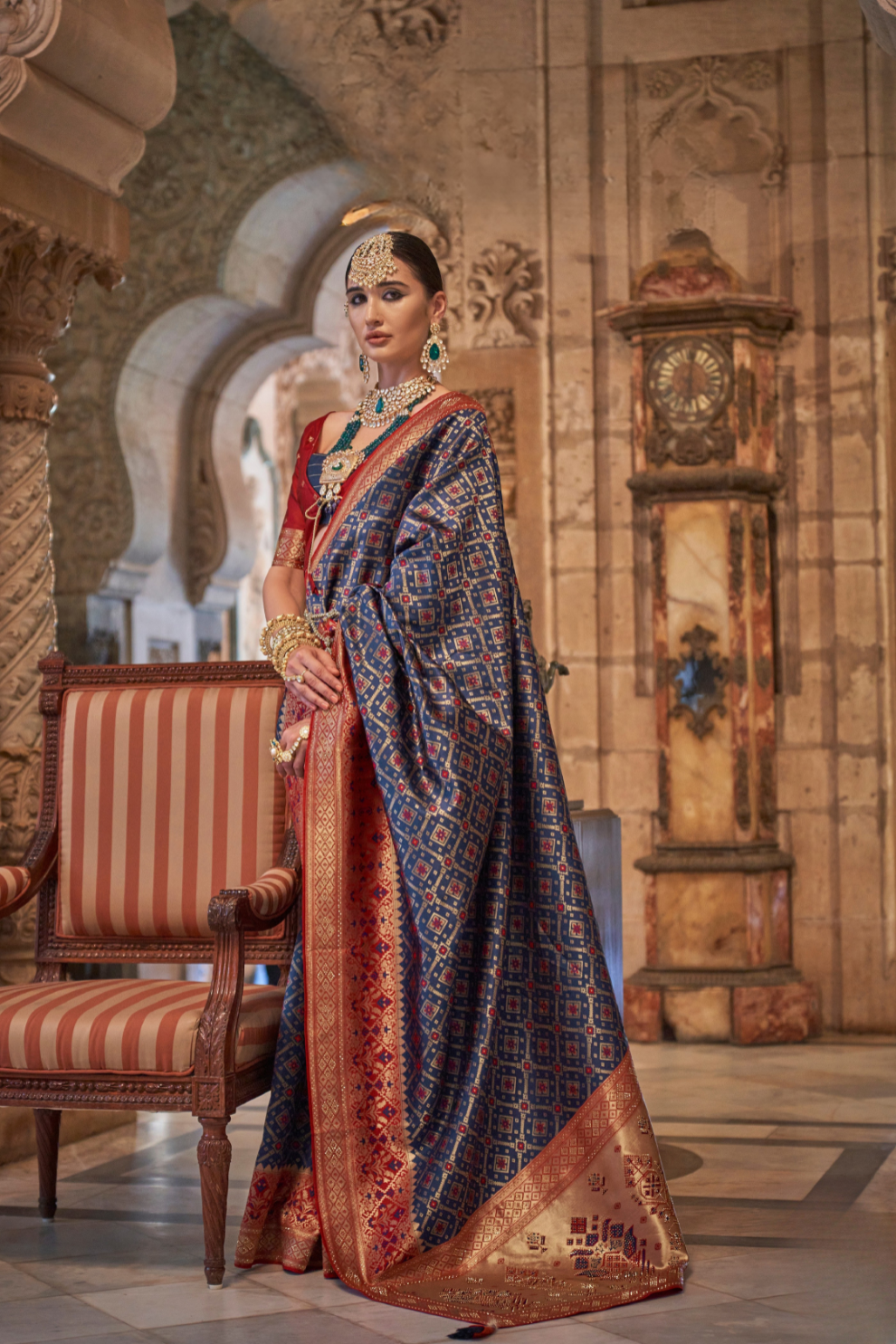 Elegant Banarasi Silk Saree with Striking Contrast Border