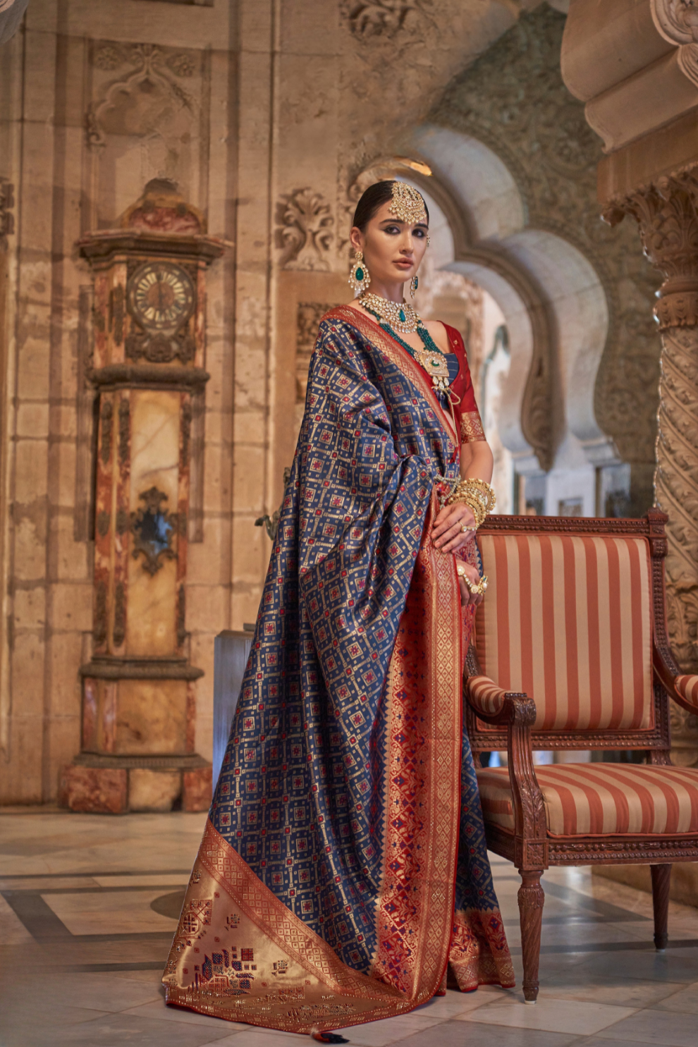 Elegant Banarasi Silk Saree with Striking Contrast Border
