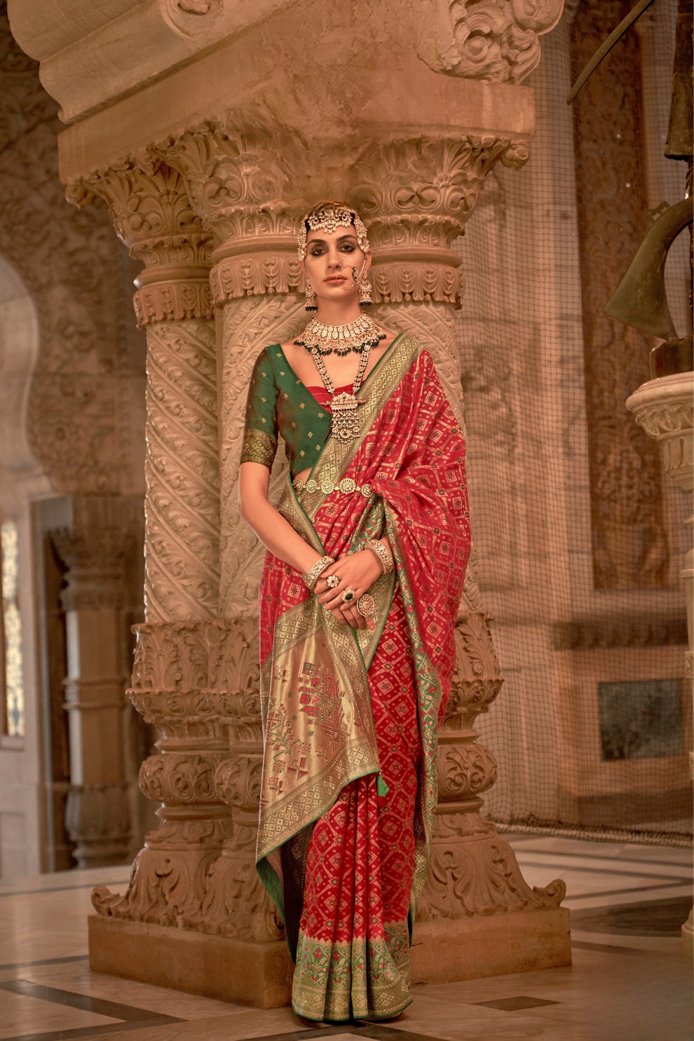 Elegant Banarasi Silk Saree with Striking Contrast Border