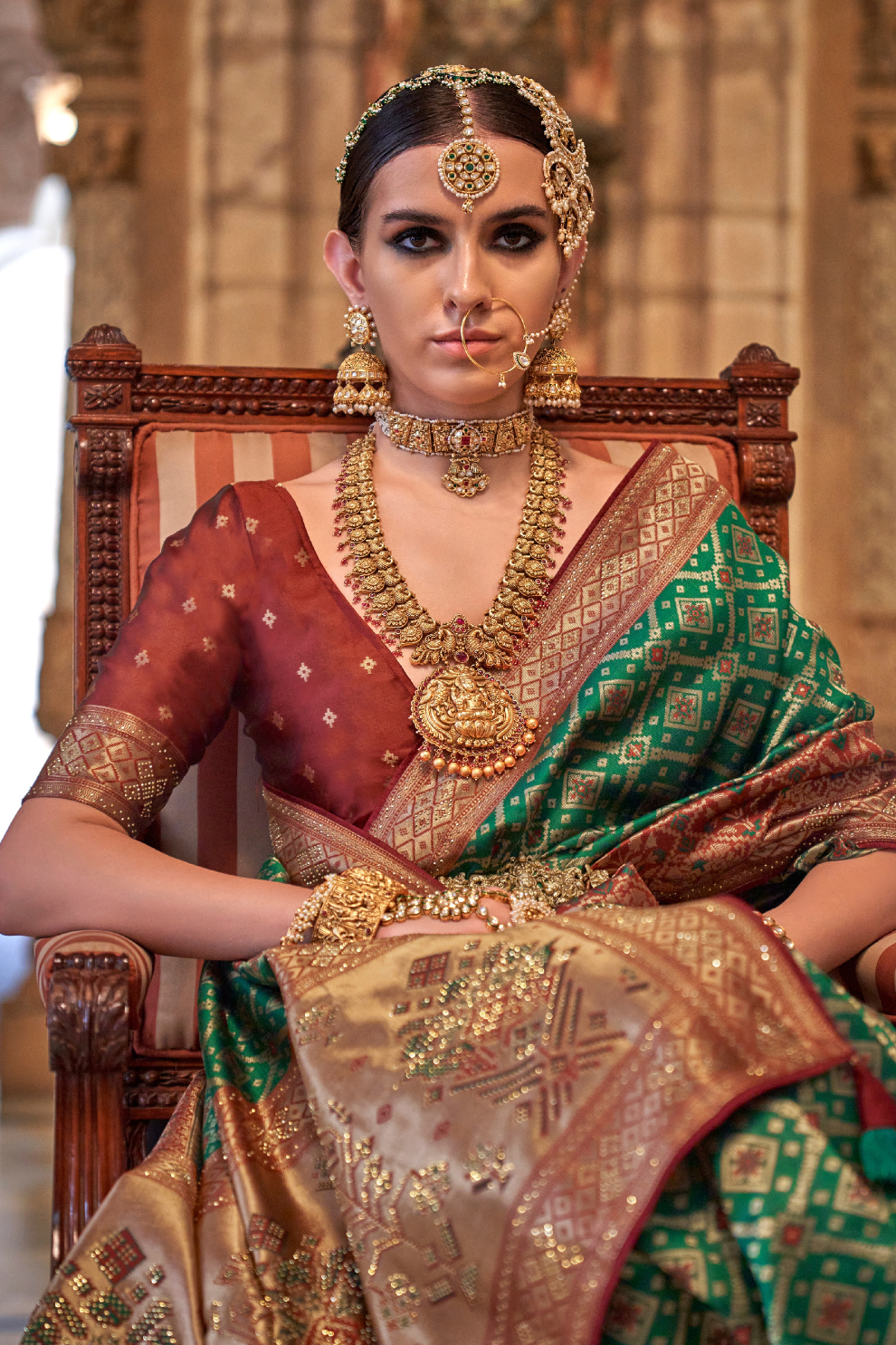 Elegant Banarasi Silk Saree with Striking Contrast Border