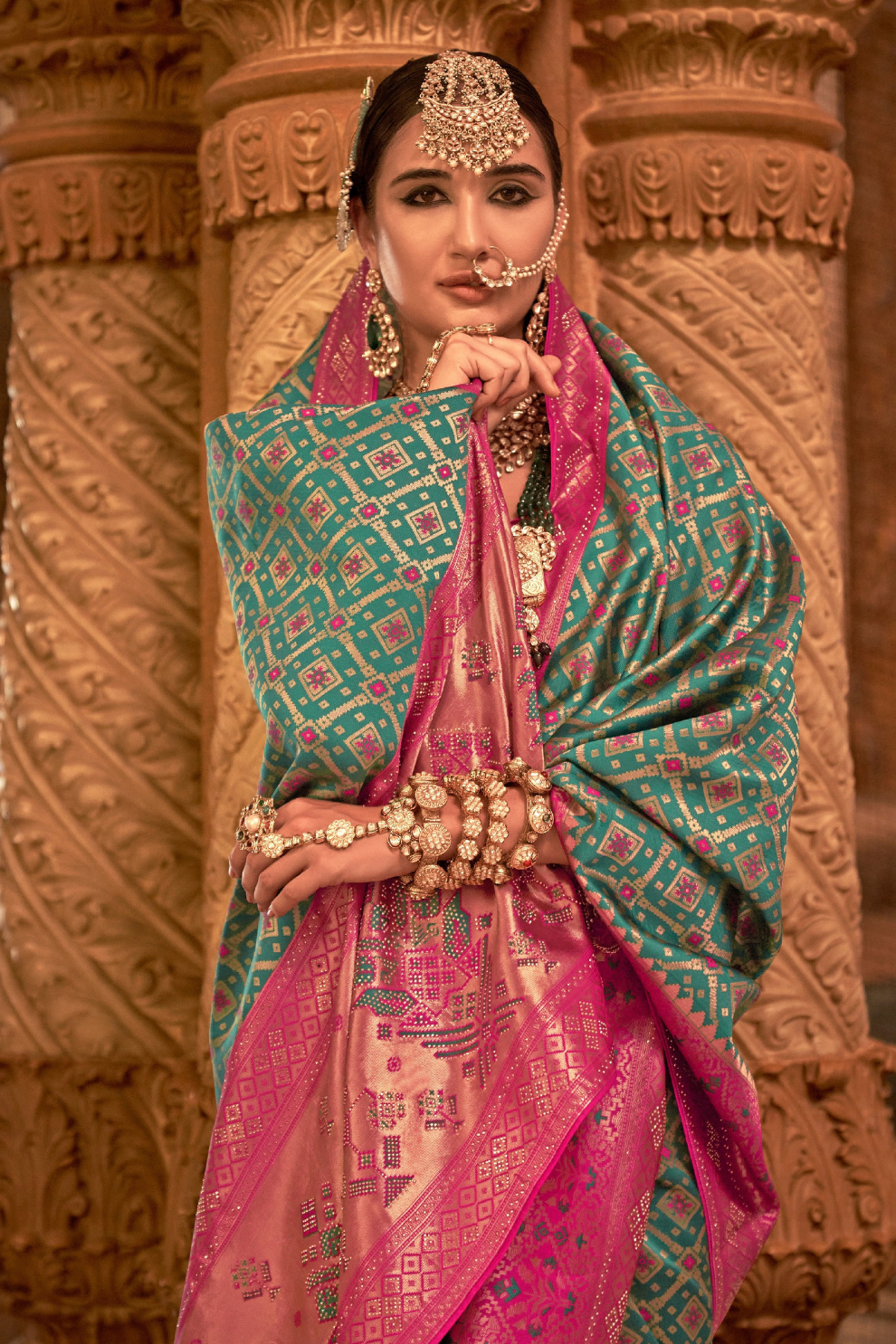 Elegant Banarasi Silk Saree with Striking Contrast Border