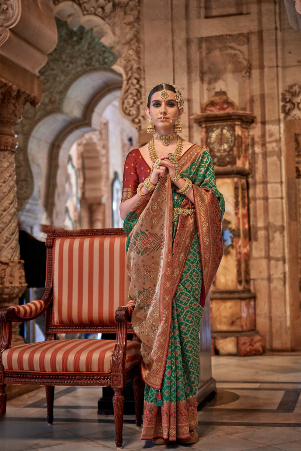 Elegant Banarasi Silk Saree with Striking Contrast Border