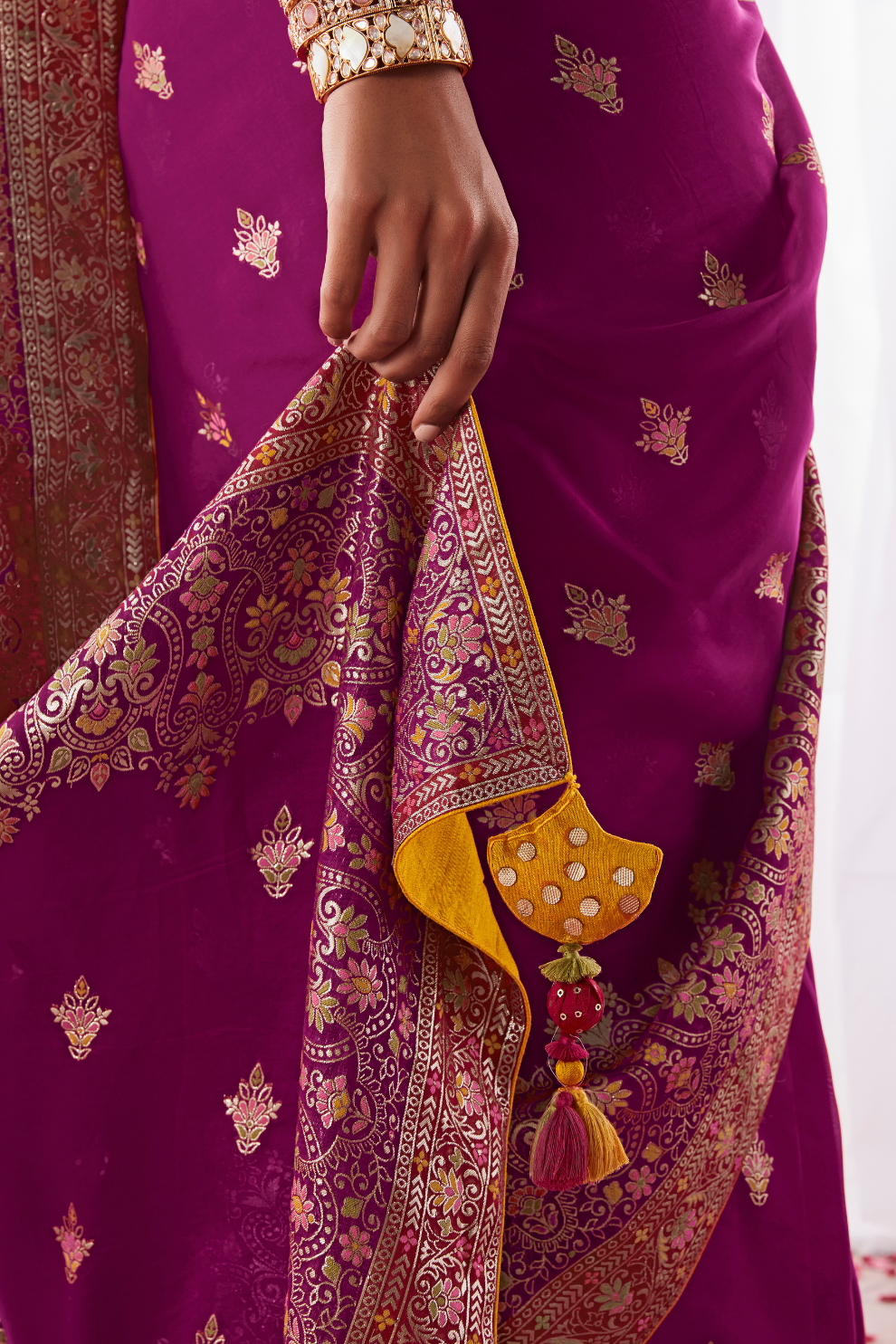 Pure Viscose Dola Silk Saree with Subtle Elegant Finish