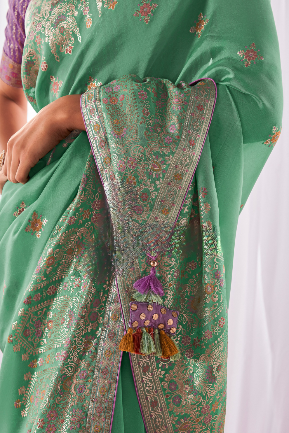 Pure Viscose Dola Silk Saree with Subtle Elegant Finish