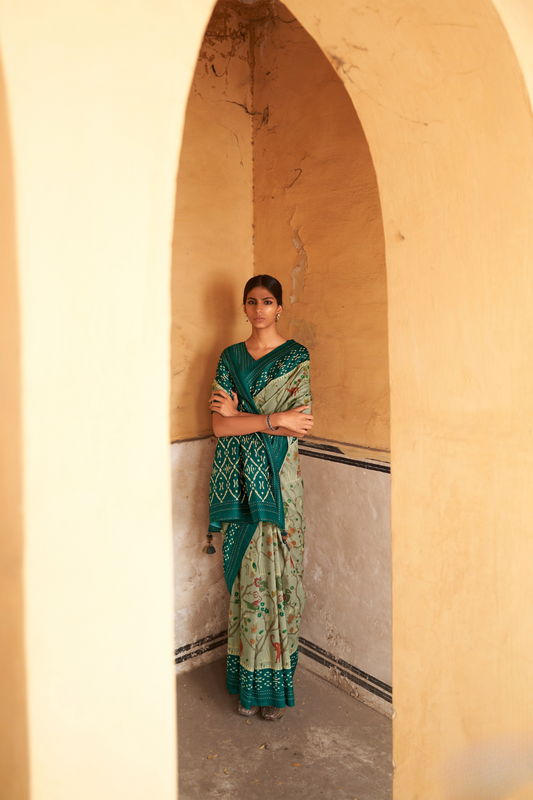 Elegant Patola Print Tussar Silk Saree for Festive Wear