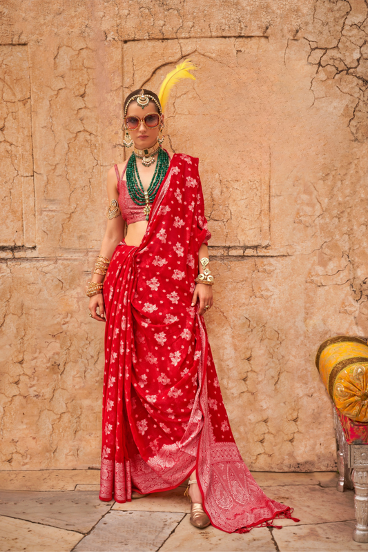 Georgette Saree with Soft Touch Finish and Ethnic Buta Design