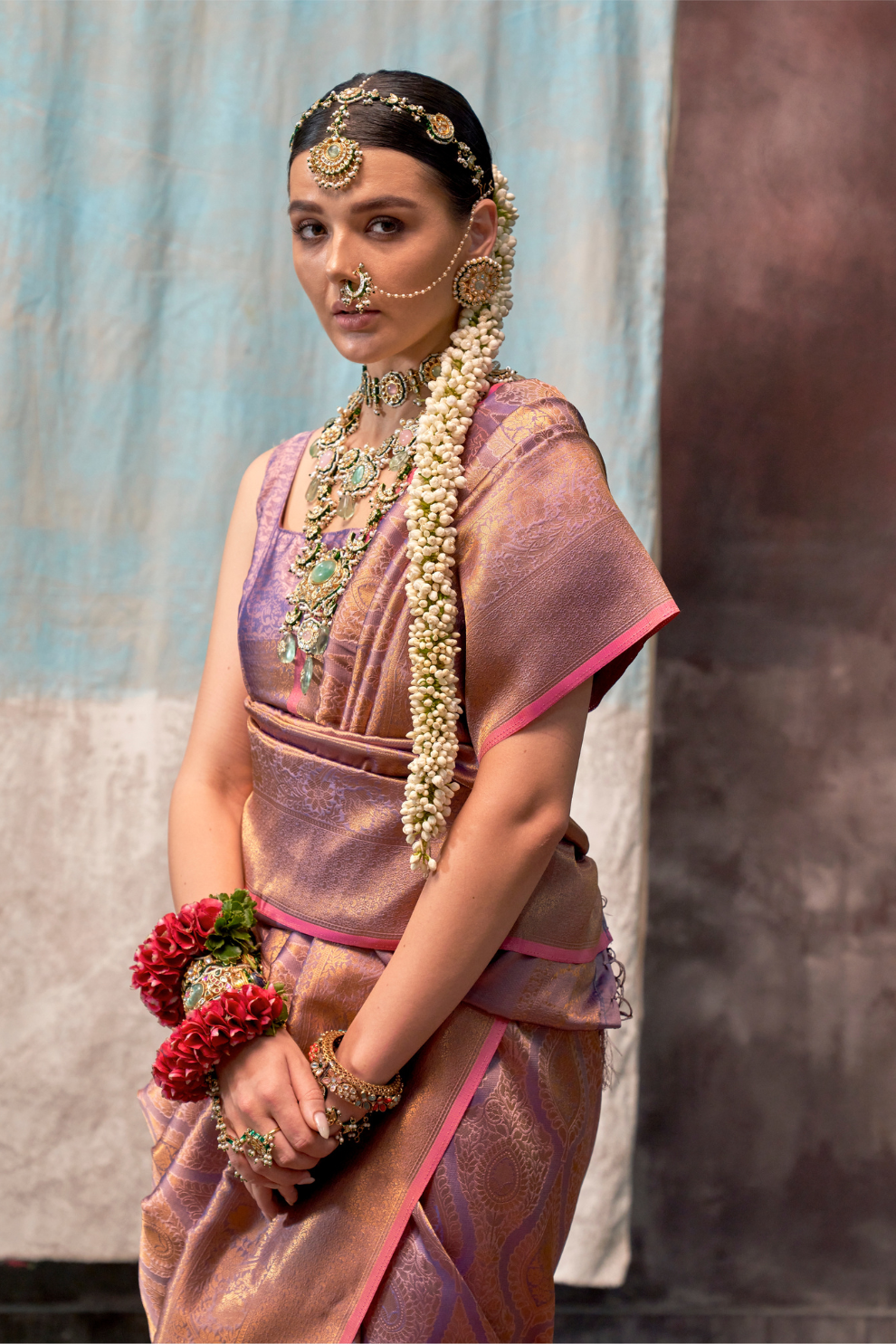 Elegant Handwoven Pure Silk Saree with Zari Design