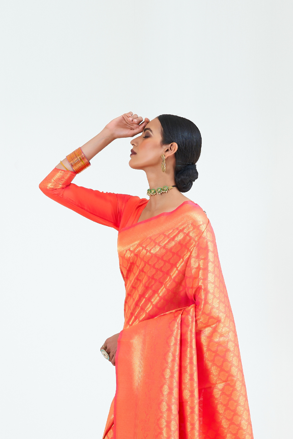 Kanjivaram Silk Saree with Traditional Handloom Weaving Art