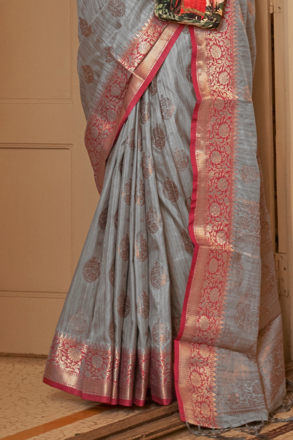 Zari Butta Tussar Silk Saree with Handwoven Elegance