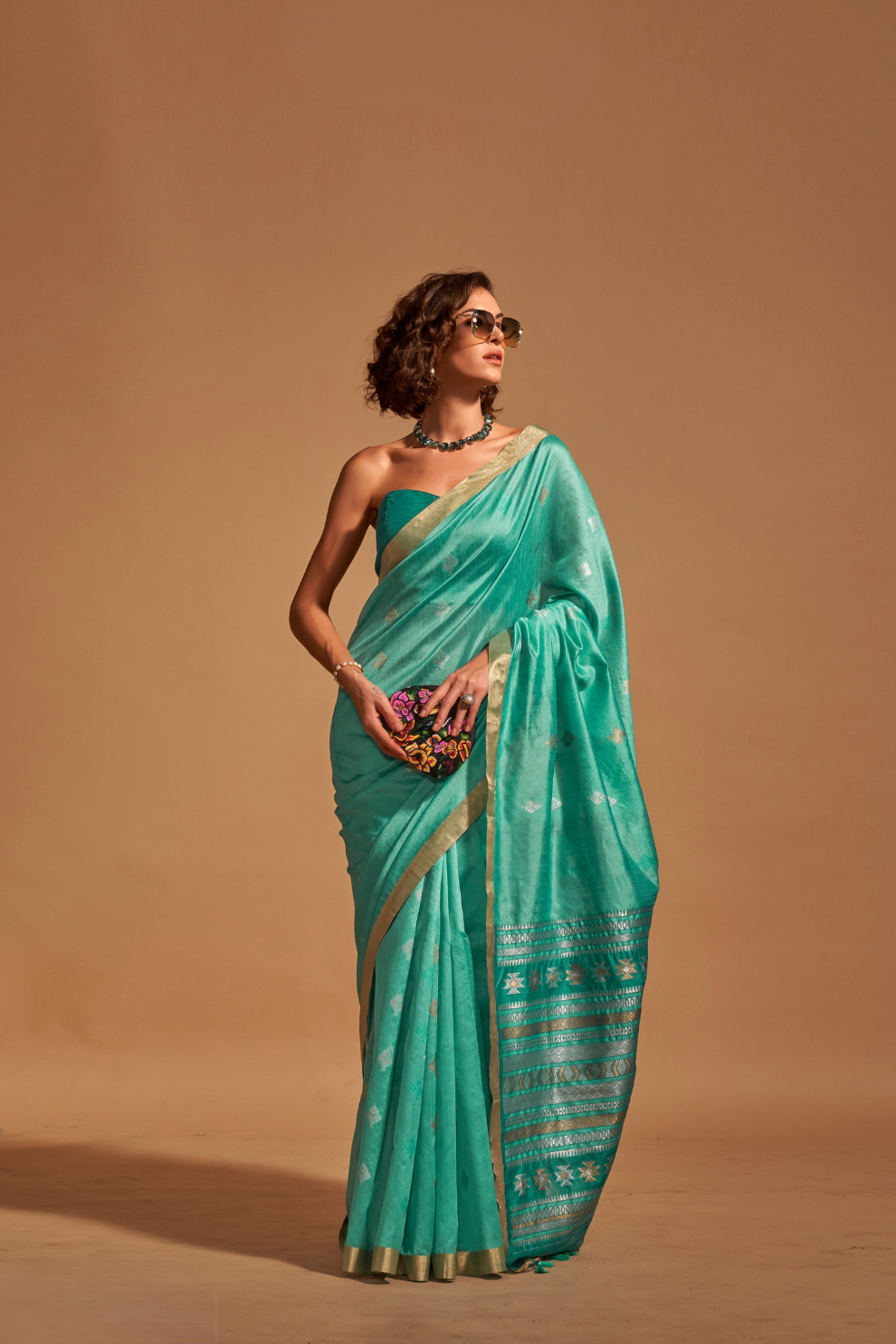 Handloom Weaving Silk Saree with Elegant Designer Finish