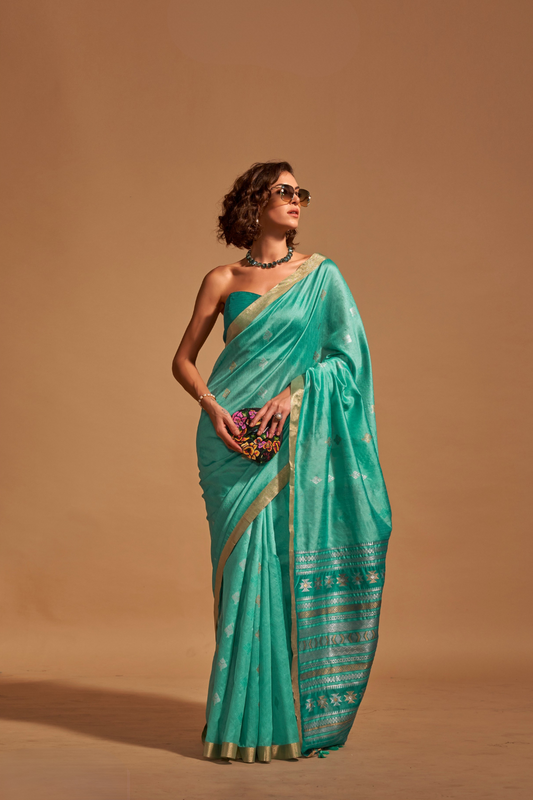 Handloom Weaving Silk Saree with Elegant Designer Finish