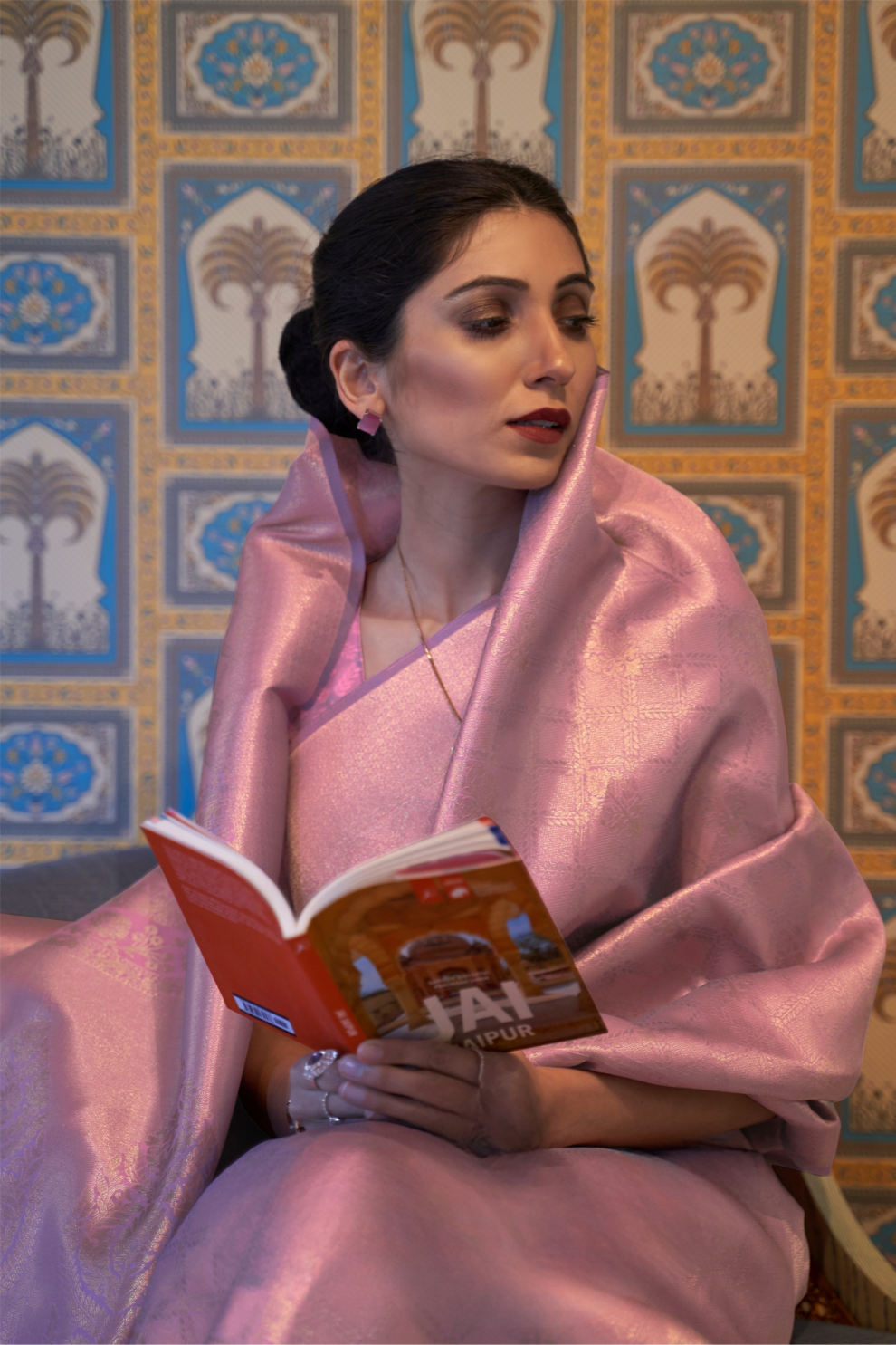 Classic Kanjivaram Silk Saree with Traditional Zari Weaving