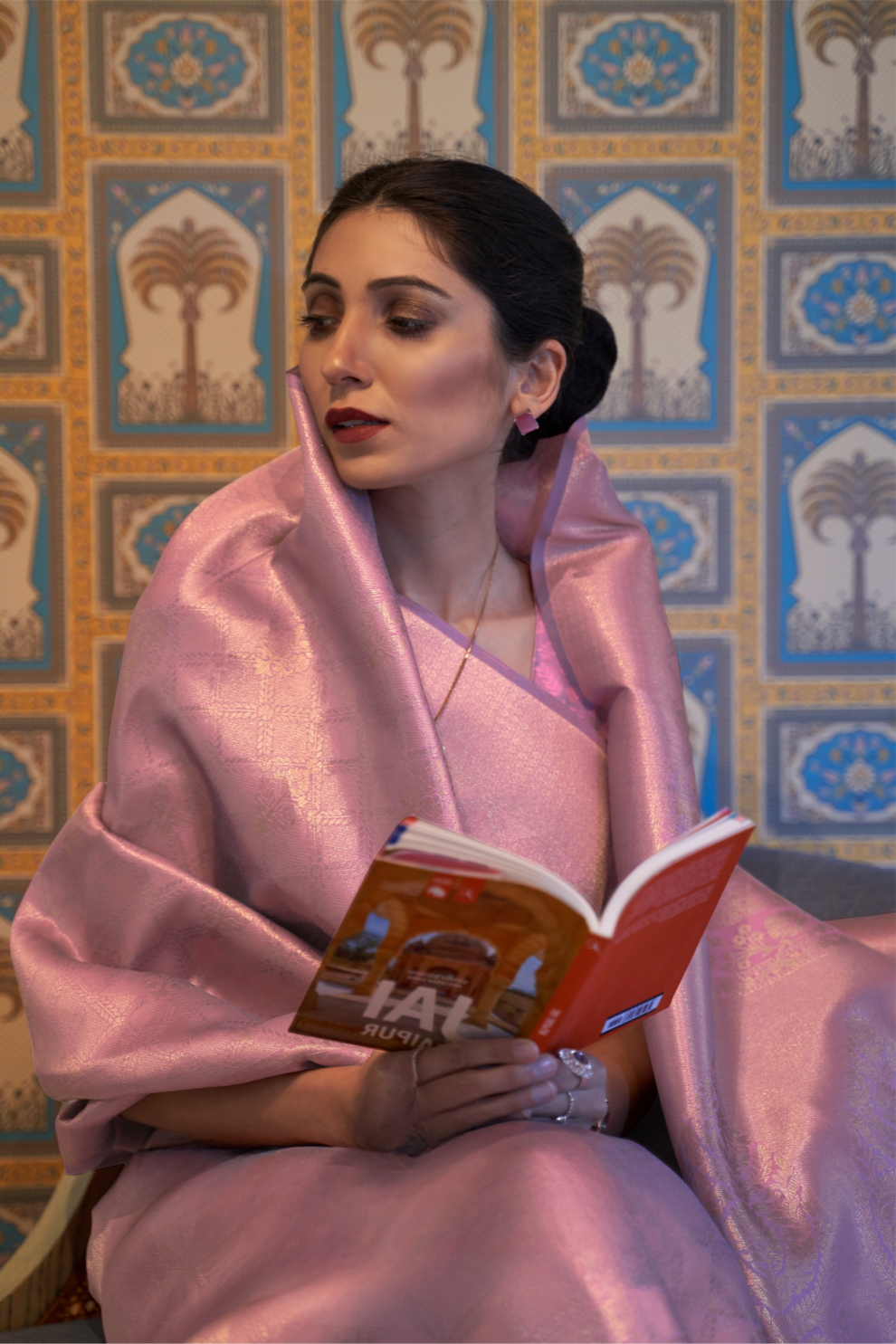 Classic Kanjivaram Silk Saree with Traditional Zari Weaving