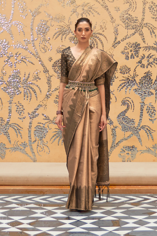 Lustrous Kanjivaram Saree with Authentic Silk and Zari Work