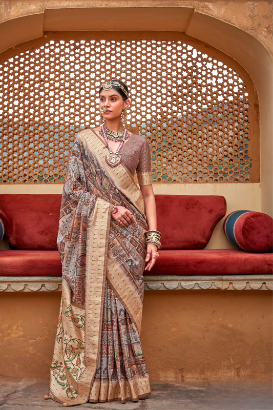 Graceful Digital Print Saree in Lightweight Viscose Silk