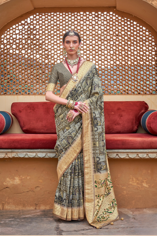 Graceful Digital Print Saree in Lightweight Viscose Silk