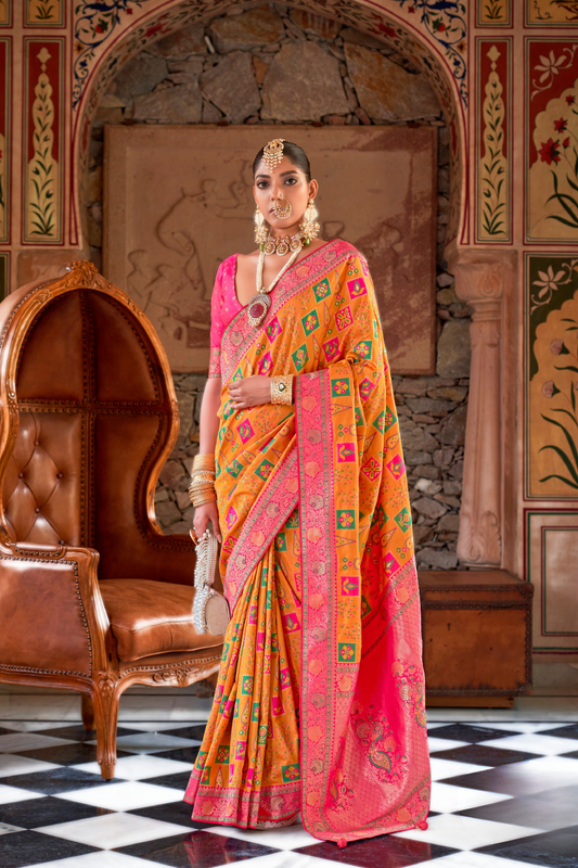 Graceful Silk Saree with Timeless Printed Art Design