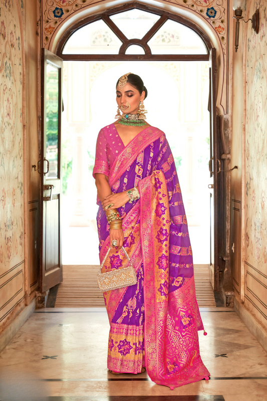 Graceful Silk Saree with Timeless Printed Art Design