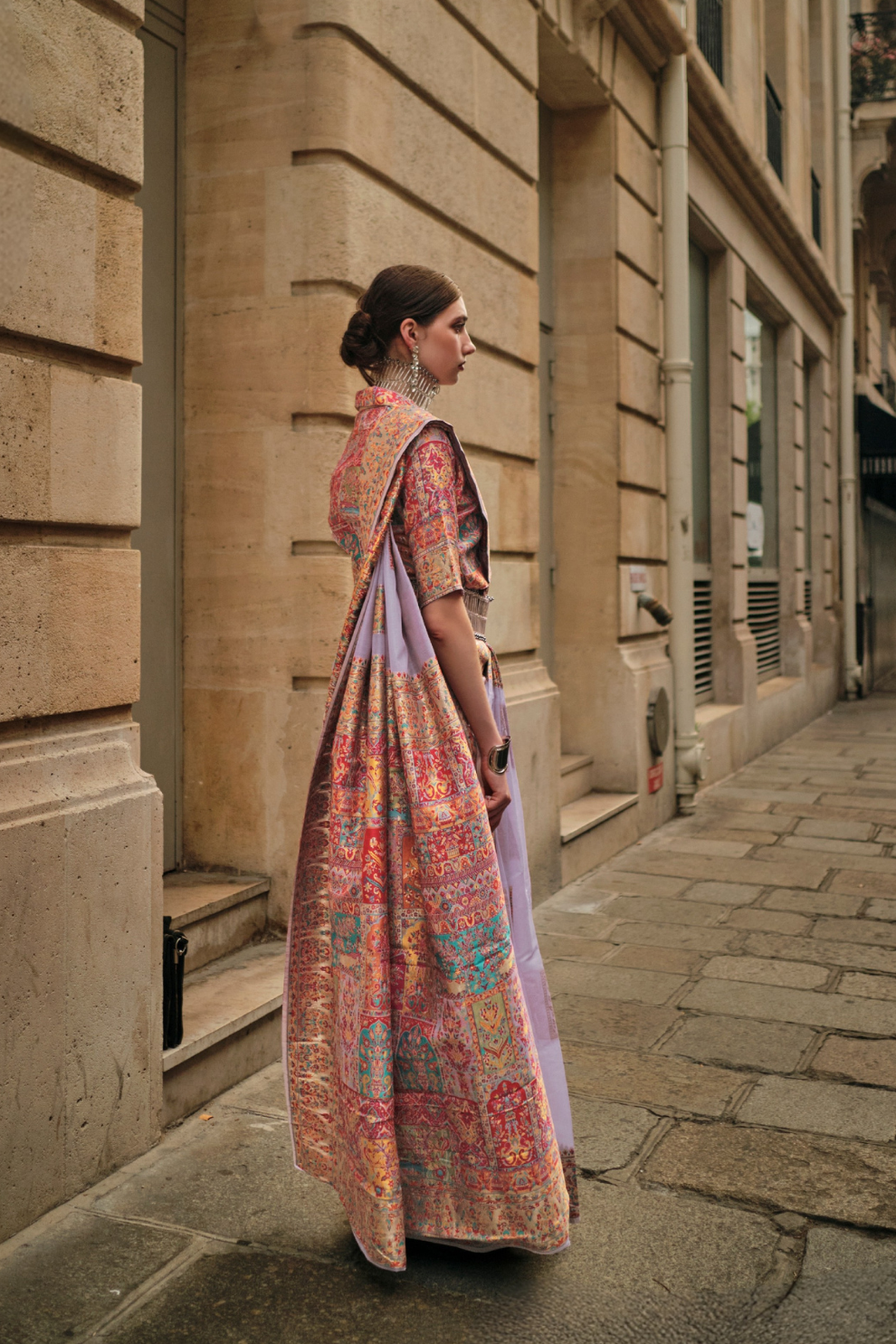 Kashmiri Modal Handloom Weaving Saree with Intricate Traditional Patterns