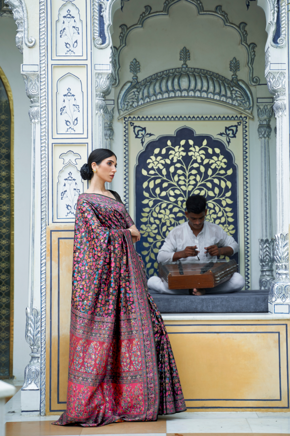 Premium Floral Banarasi Saree with Pashmina Silk Look