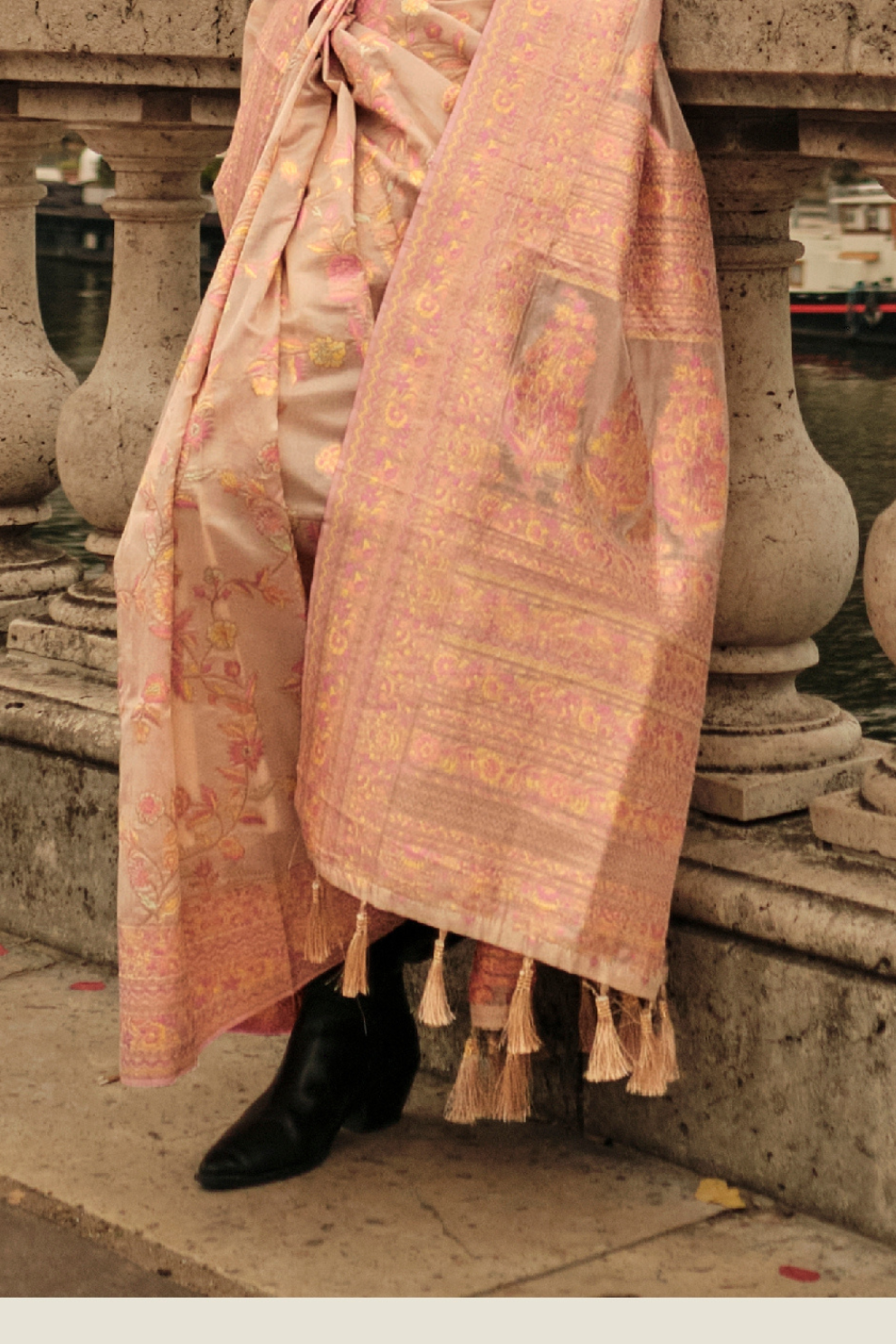 Kashmiri Organza Saree with Intricate Weaving Elegance