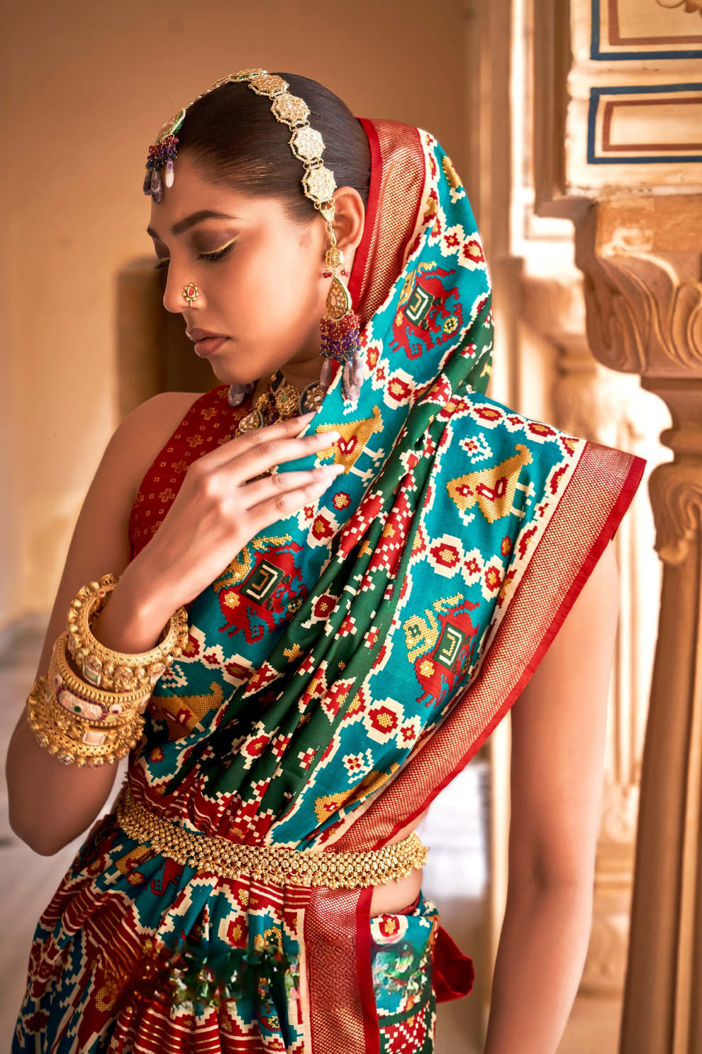 Graceful Art Silk Party Saree with Subtle Shine