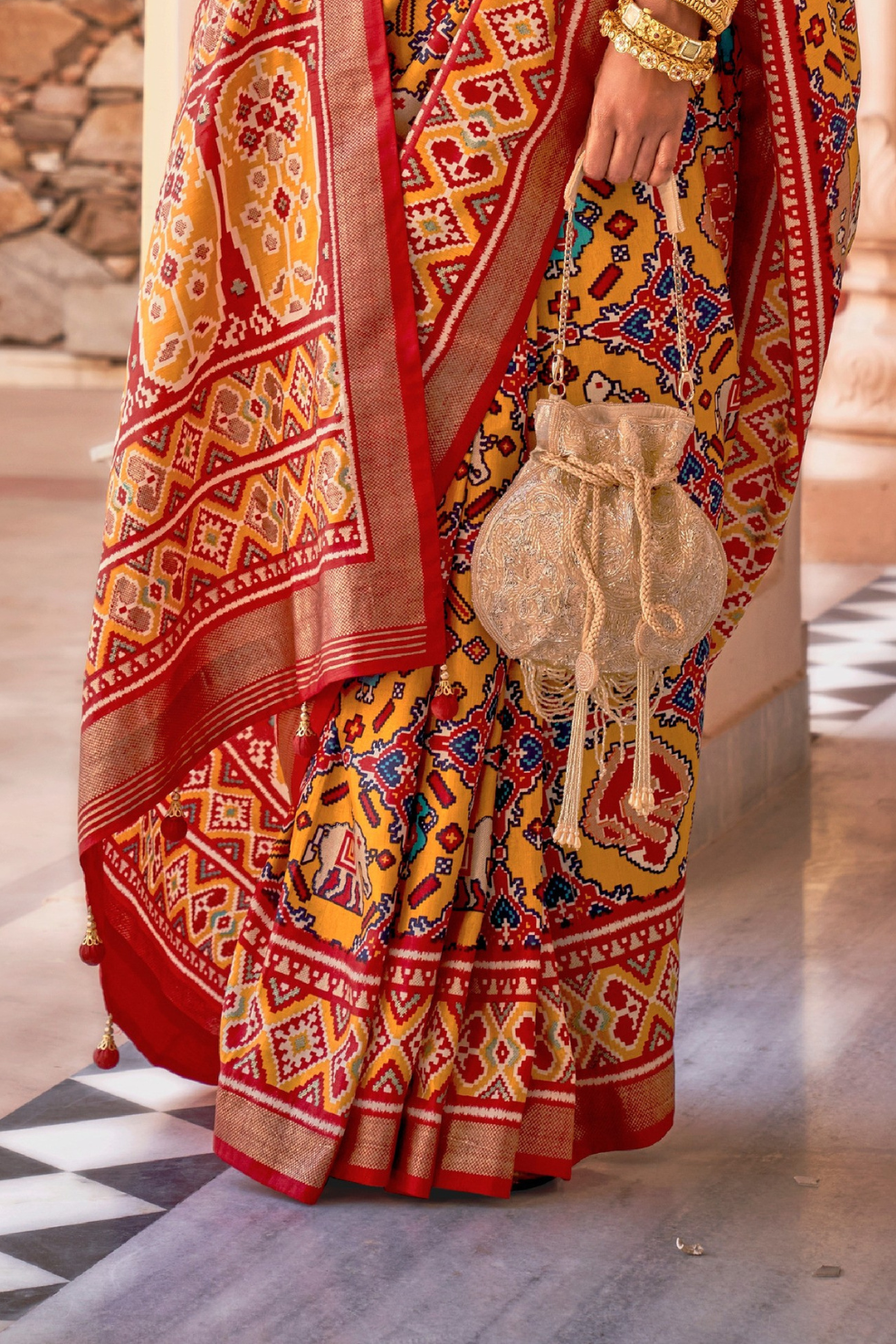 Graceful Art Silk Party Saree with Subtle Shine