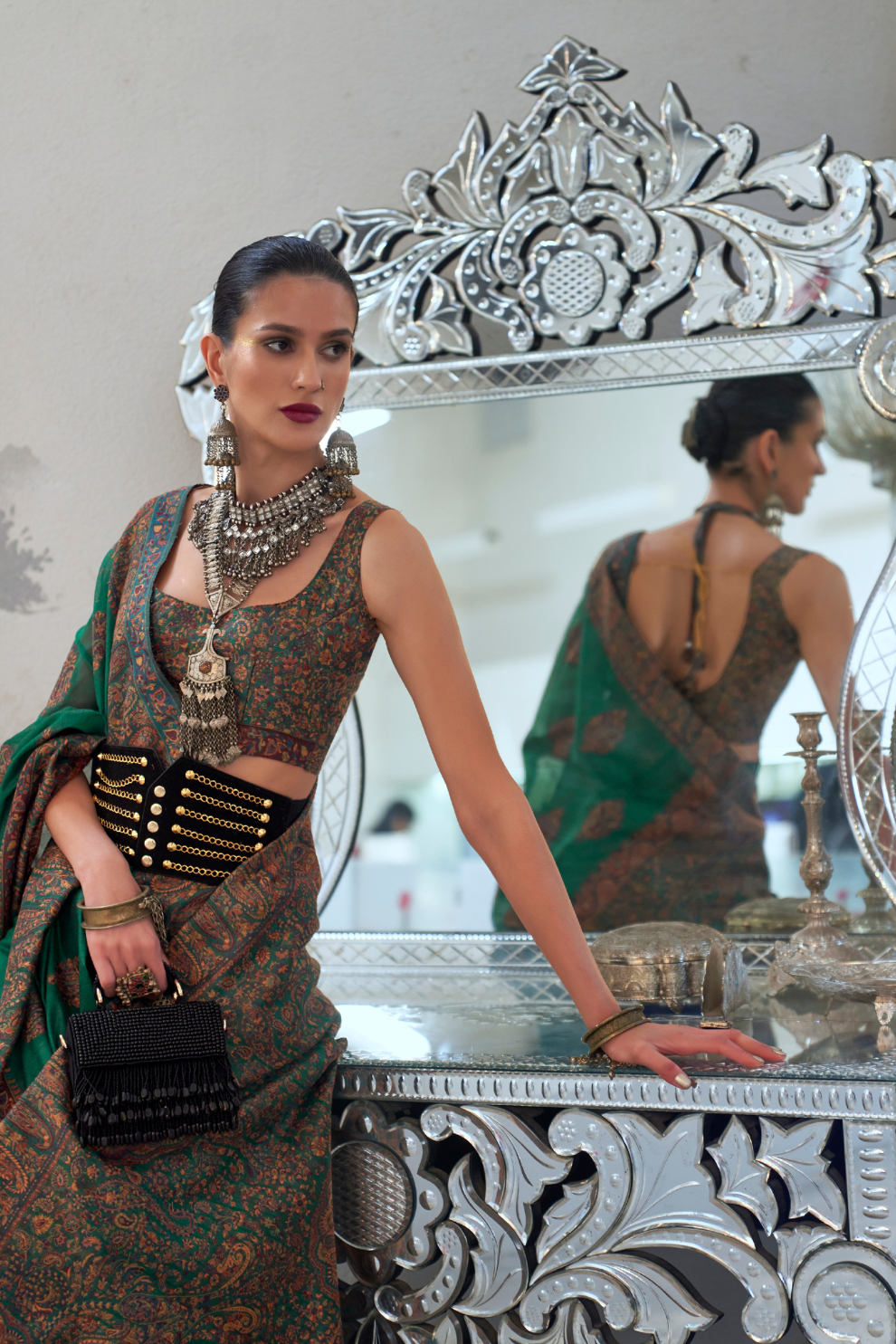 Heavy Modal Saree with Kashmiri Handloom Weaving Elegance