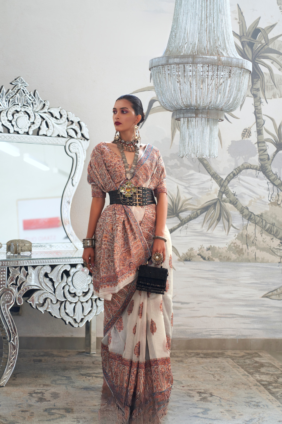 Heavy Modal Saree with Kashmiri Handloom Weaving Elegance