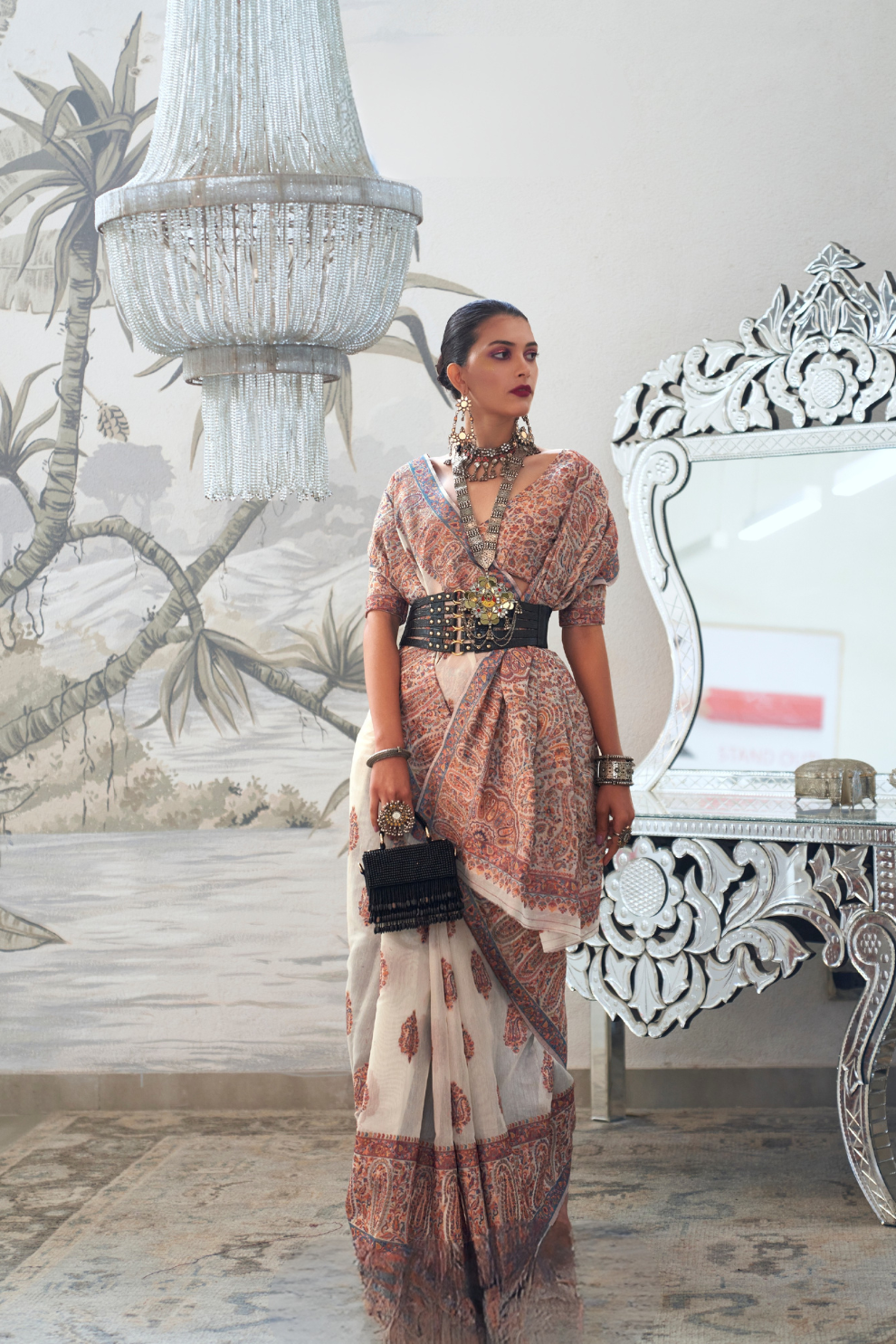 Heavy Modal Saree with Kashmiri Handloom Weaving Elegance